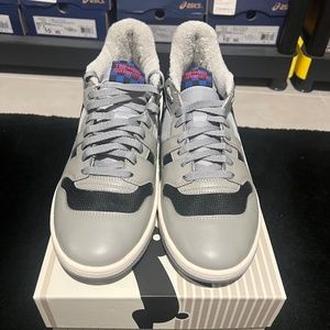 Thinking Different Hack Attack sz 10